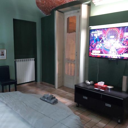 I Portici Guest House Алессандрия Экстерьер фото