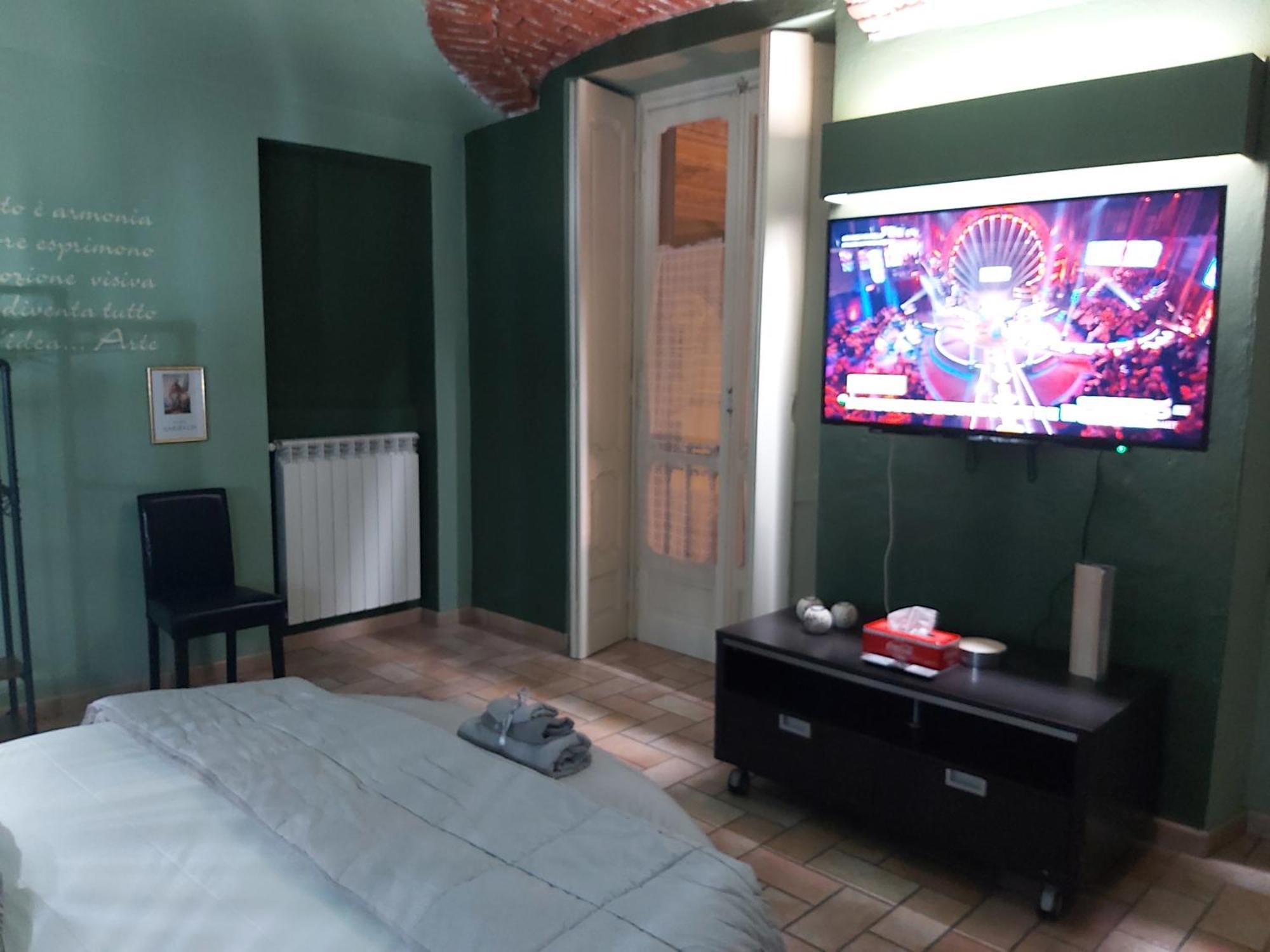 I Portici Guest House Алессандрия Экстерьер фото